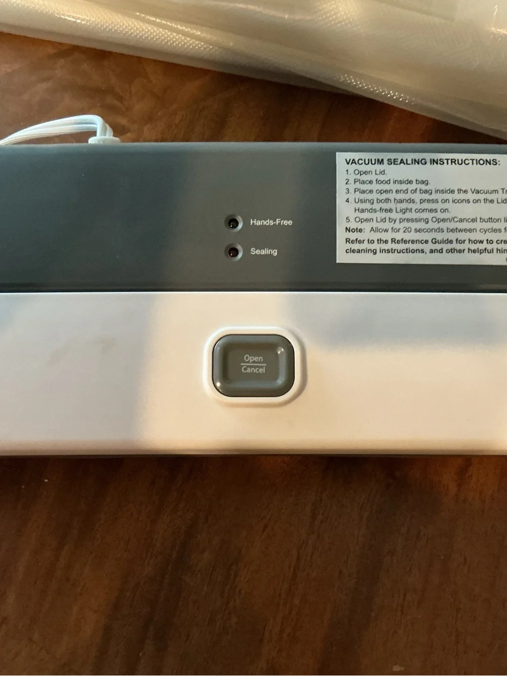 Vacuum Sealer Machine in White and Gray - Hands-Free Sealing